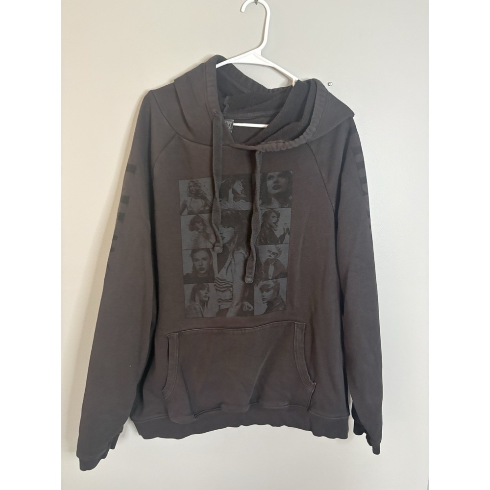 TAYLOR SWIFT The Eras Tour Womens Size XL Graphic Logo Gray Hoodie Sweatshirt